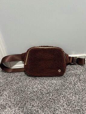 Lululemon Brown Sherpa Belt Bag